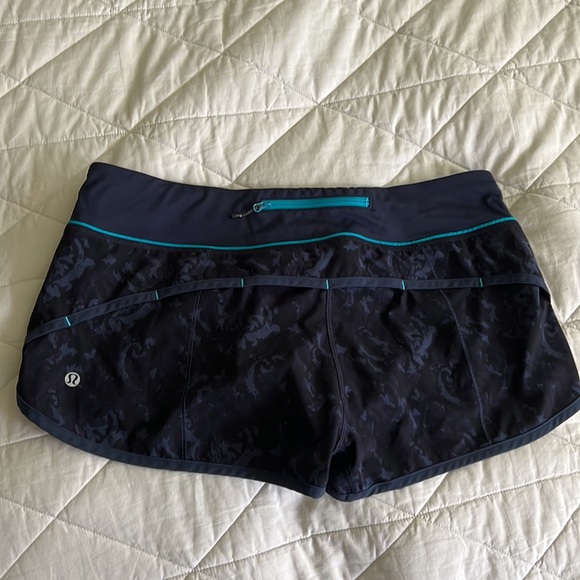 Lululemon Speed Short Beautiful Baroque Inkwell / Inkwell / Surge - size 10 Euc - Picture 2 of 16